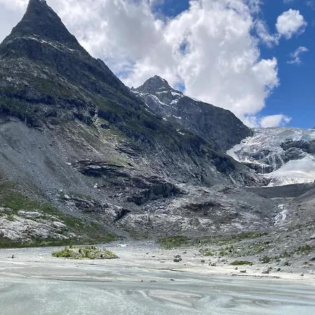 Historique De Standing 木屋 Evolène